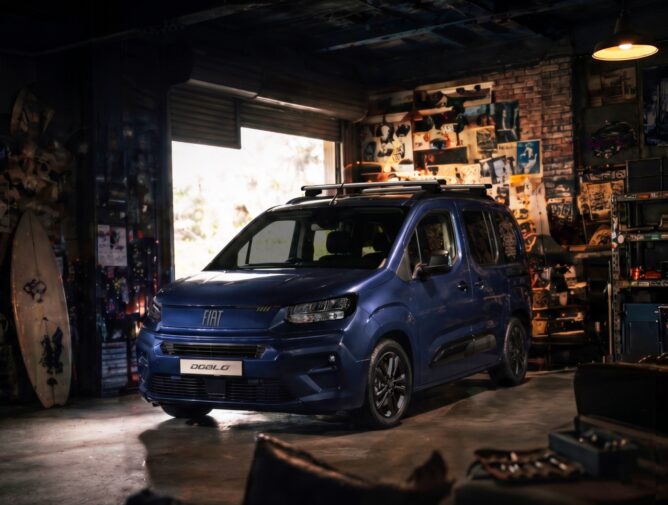フィアット 「DOBLÒ Oceano Blu」発売 ”好きなこと“を楽しむ大人へ向けた限定車
